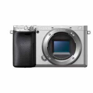 Sony A6400 – avec objectif 16–50 mm